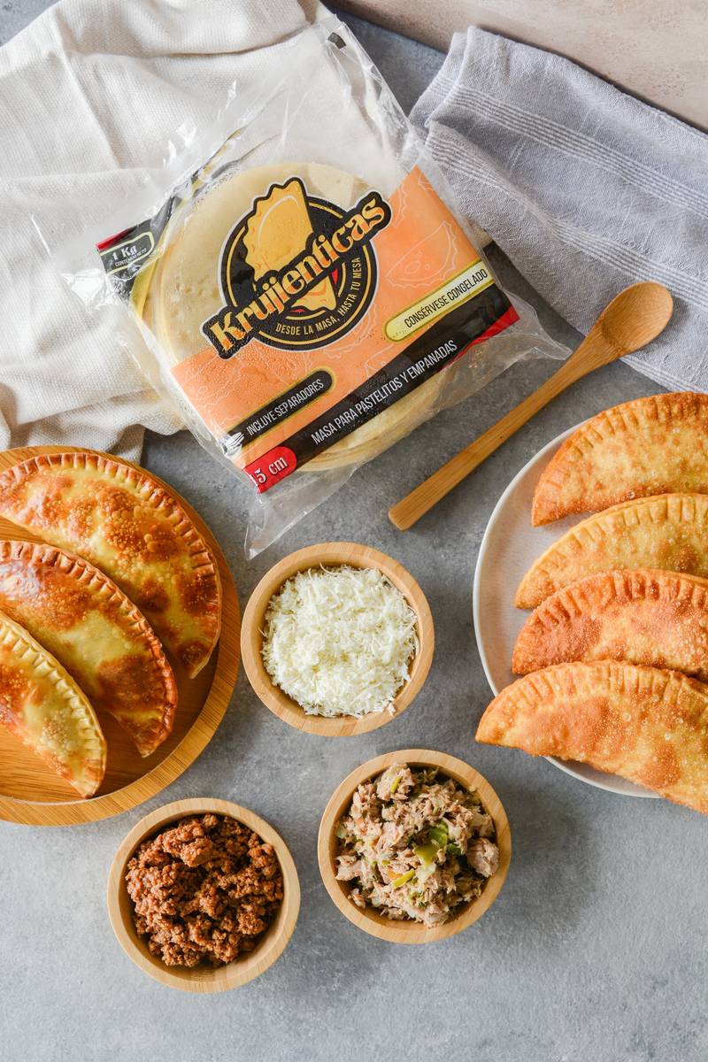 Masa lista Krujienticas para pastelitos y empanadas 900g